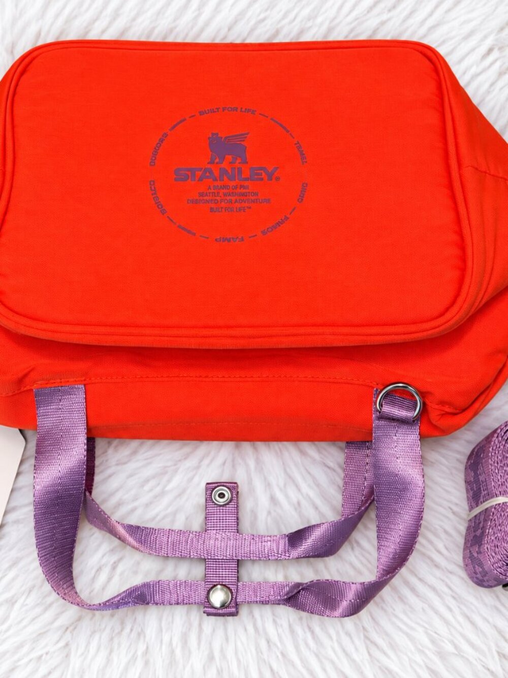 NWT Stanley Julienne Mini Cooler Insulated Bag w/ Shoulder Strap - Picture 2 of 7
